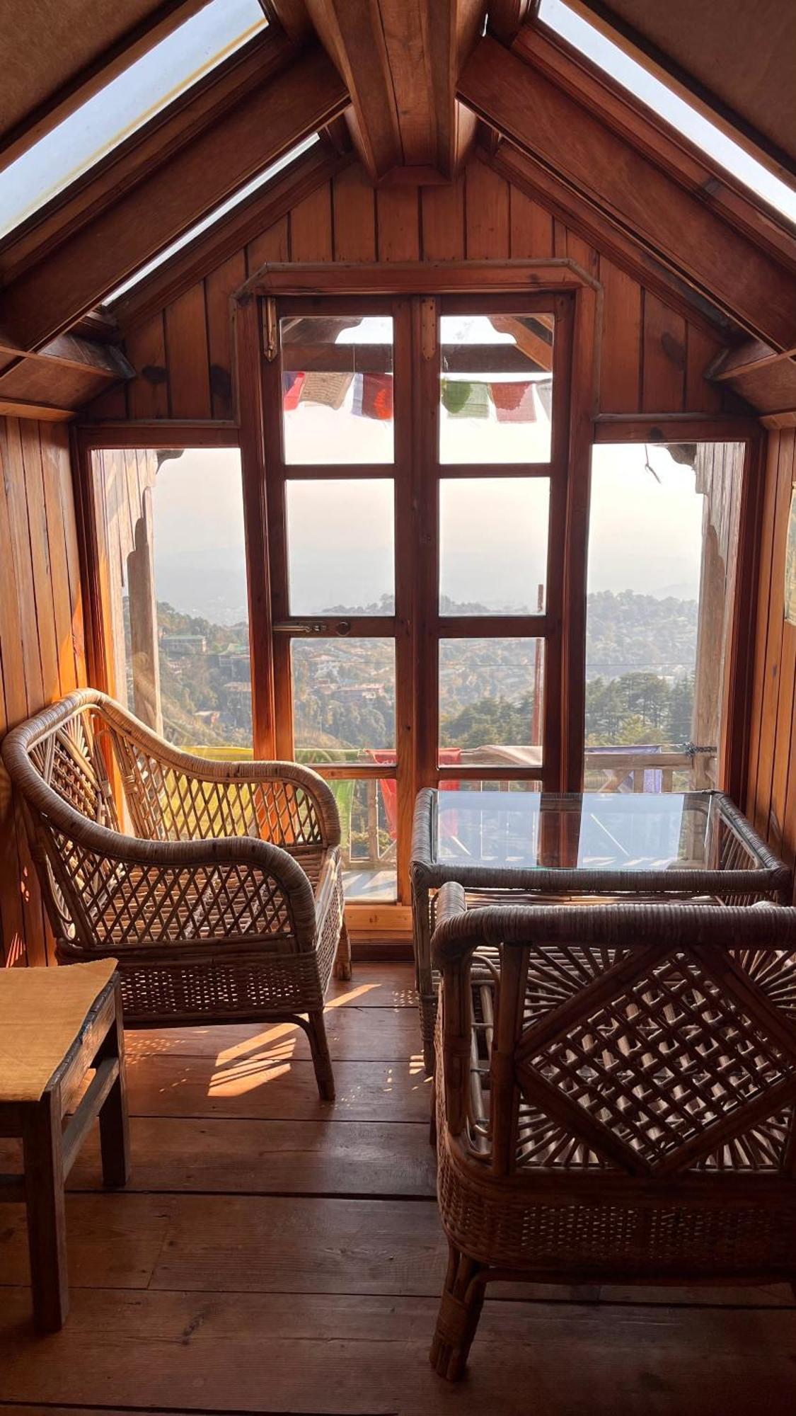 Naddi Castle Apartment McLeod Ganj Exterior foto
